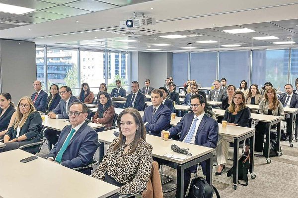 <p>CAM Santiago renueva nóminas de arbitraje y mediación</p>