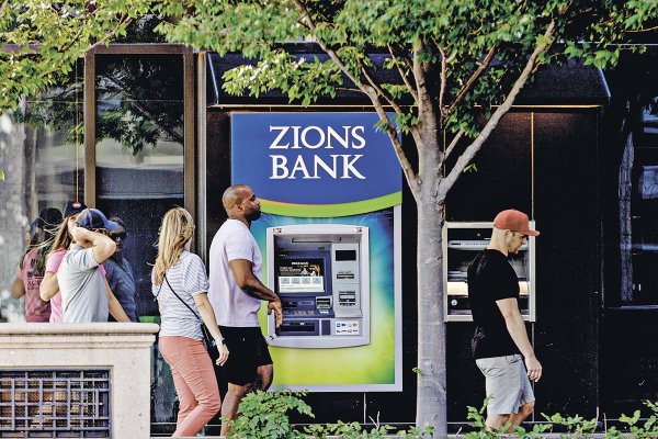 Utilidades de Banco Zions de EEUU suben 8% en medio de tensión por caso de fraude crediticio