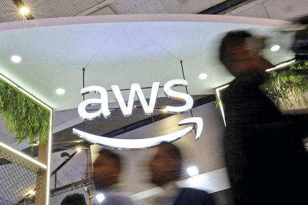El negocio de la nube de Amazon, AWS, se ve afectado por una interrupción generalizada: varias webs y aplicaciones se cayeron