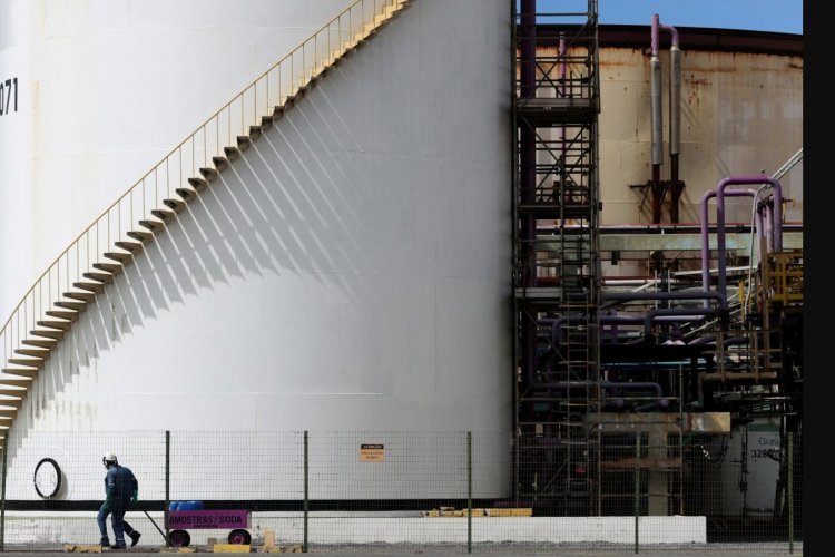 <p>Quiebra de Ambipar y reestructuración de Braskem afectan a las acciones en el exterior</p>