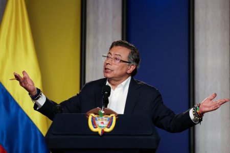 Presidente Petro dice que suspensión de ayuda financiera de EEUU a Colombia no tiene implicaciones, pero sí la interrupción de ayuda militar