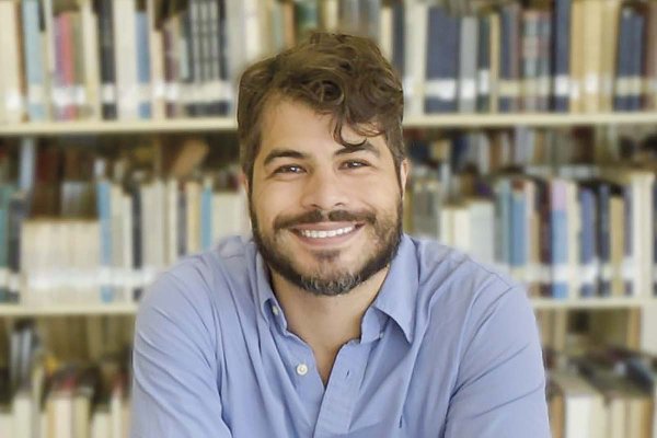 Francisco Urdinez, académico UC y director ICLAC: “El conflicto entre EEUU y China dividirá a la región en dos grandes bloques”