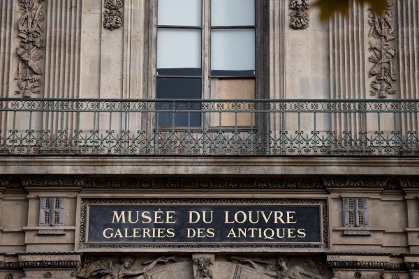 Siempre hay un chileno… en el Louvre
