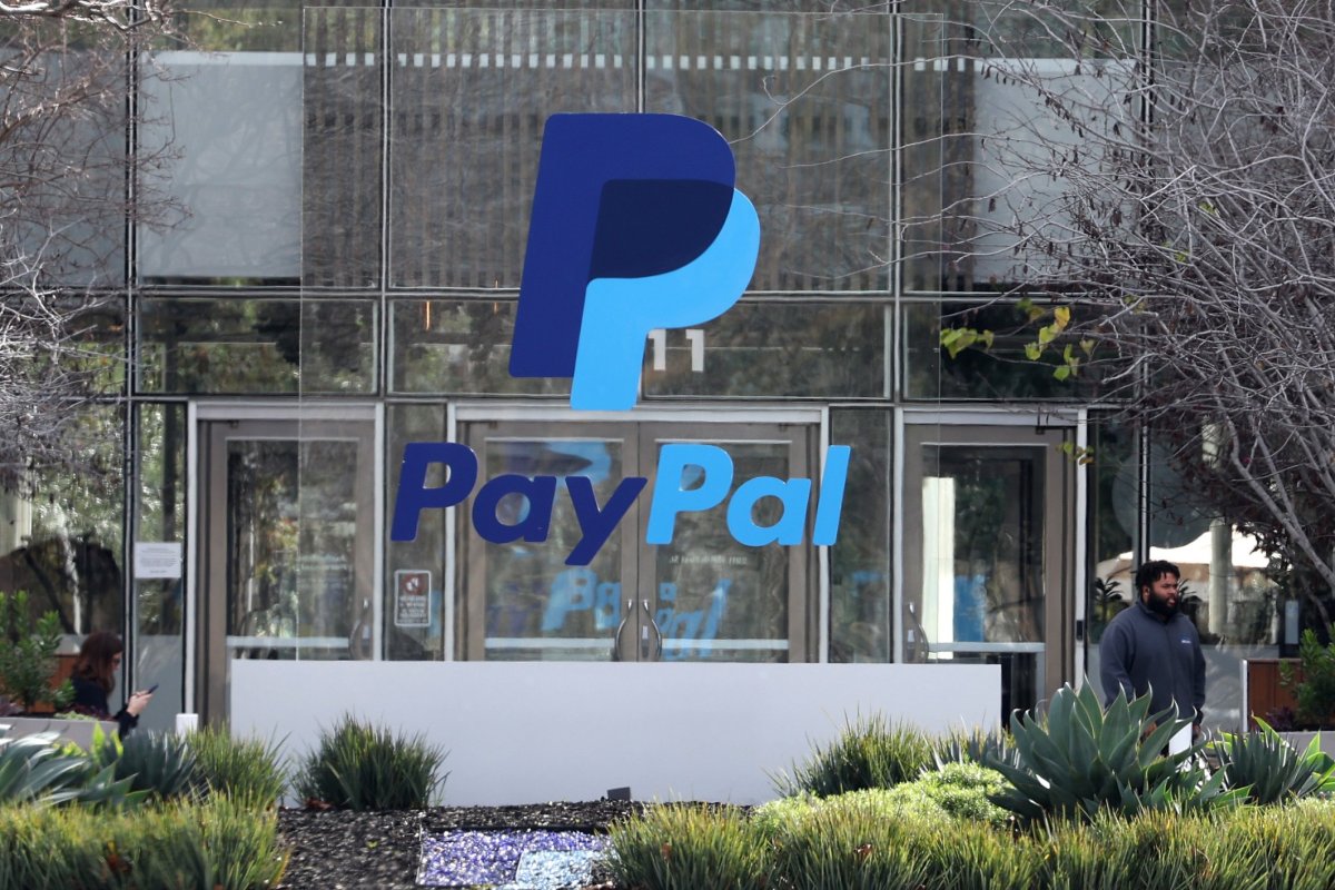 <p>PayPal llega a un acuerdo para incorporar una billetera digital en ChatGPT de OpenAI</p>