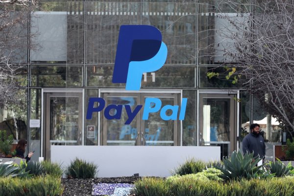 PayPal llega a un acuerdo para incorporar una billetera digital en ChatGPT de OpenAI