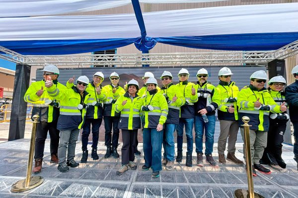 Sudafricana Gold Fields inaugura la mayor mina de oro de Chile y ve “perfectamente plausible” que metal llegue a US$ 5.000 la onza en 2026