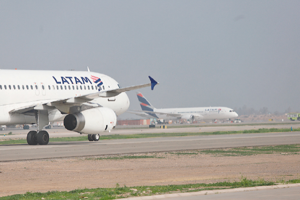 Tribunal aprueba acuerdo extrajudicial entre la FNE y Latam Airlines