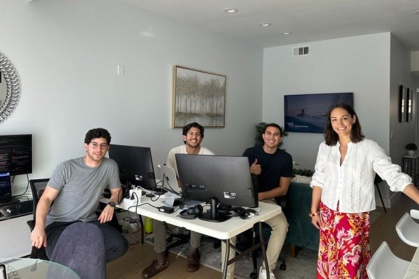 “Estamos de racha”: cómo Platanus fichó (e invirtió) en las únicas dos startups mexicanas seleccionadas por Y Combinator en sus últimos batches