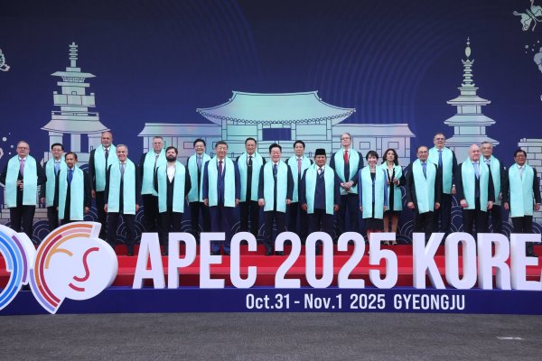 La cumbre APEC concluye abogando por expandir el comercio y Chile volverá a ser sede del encuentro