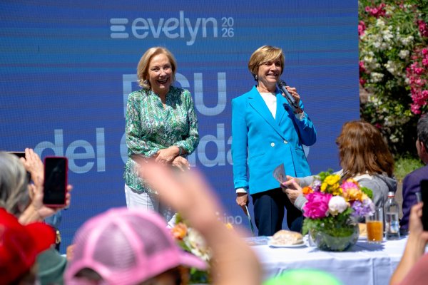 Cecilia Morel en modo campaña: se suma a Matthei en lanzamiento de "PGU del cuidado"
