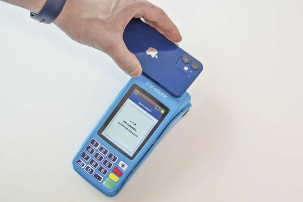 Corte Suprema respalda resolución de la CMF que ordena a Transbank eliminar el servicio de adelantamiento de cuotas
