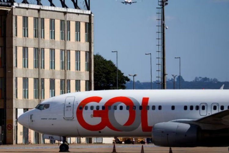 <p>Dueña de Gol y Avianca estaría explorando opciones con Airbus y Embraer para aeronaves más pequeñas</p>