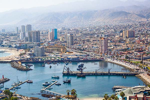 Antofagasta lidera cobertura de cotizaciones previsionales y preocupa informalidad en La Araucanía