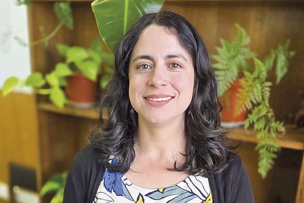 Katherine Wyndham, académica de la PUCV: “(En la Región de Valparaíso) los territorios están empezando a cambiar debido a decisiones de migración de personas mayores”