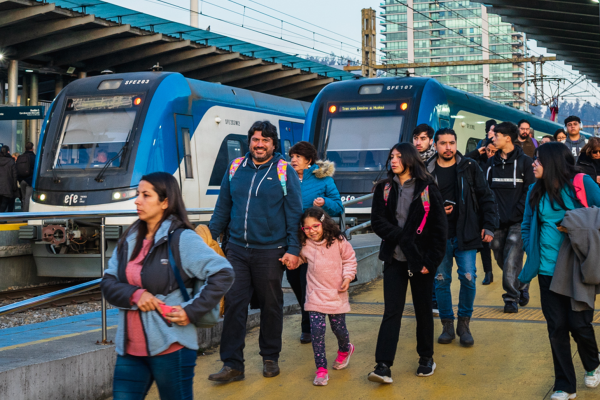 EFE Sur aumentará las frecuencias de trenes con la apertura total del nuevo Puente Ferroviario