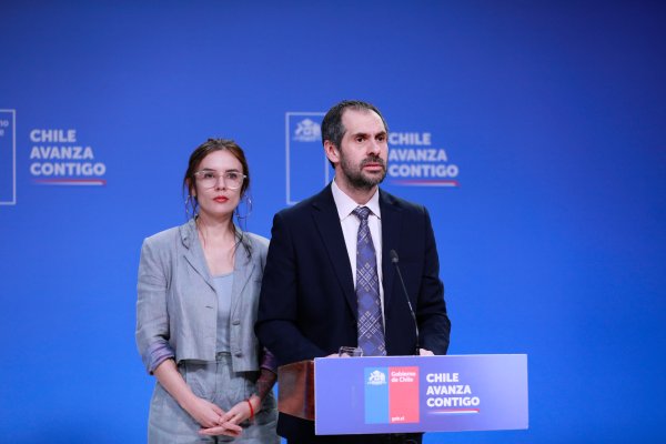 La Moneda celebra las últimas cifras económicas y la luz verde al acuerdo Codelco-SQM por litio: “La economía no se cae a pedazos”
