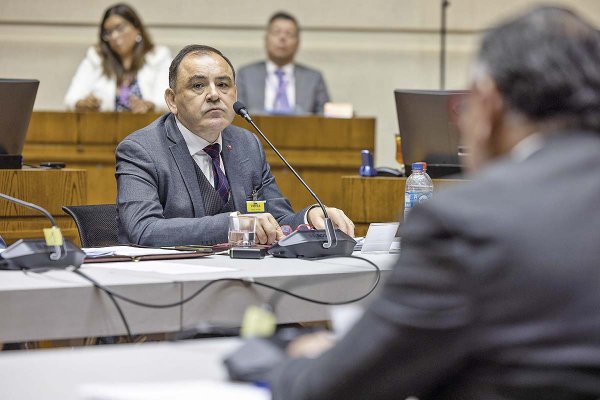 Senado sella el destino del juez Antonio Ulloa al aprobar la acusación constitucional en su contra
