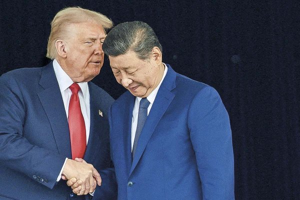 China suspende durante un año las tasas portuarias a los buques vinculados a EEUU
