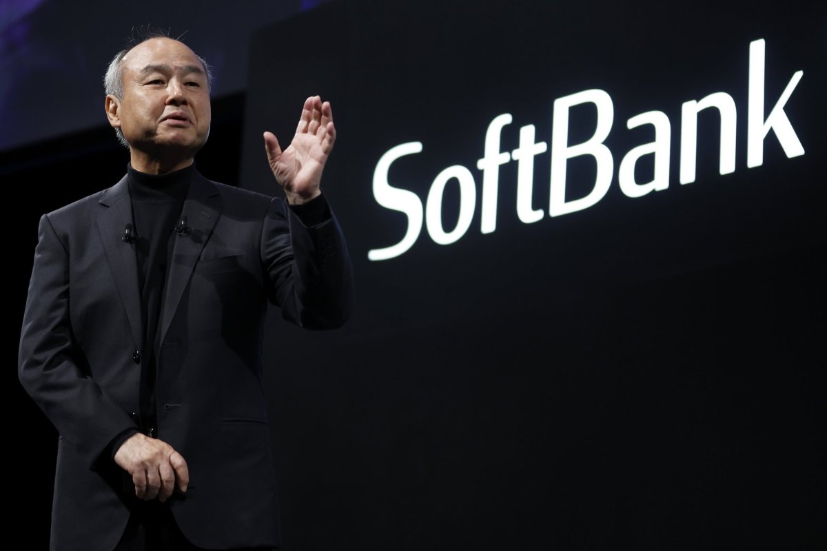 <p>Las grandes jugadas de SoftBank en su rotación de portafolio hacia la IA</p>