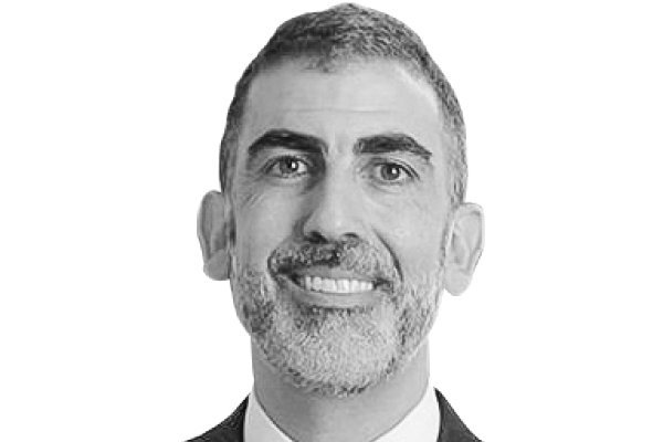 Los primeros 100 días de la política exterior