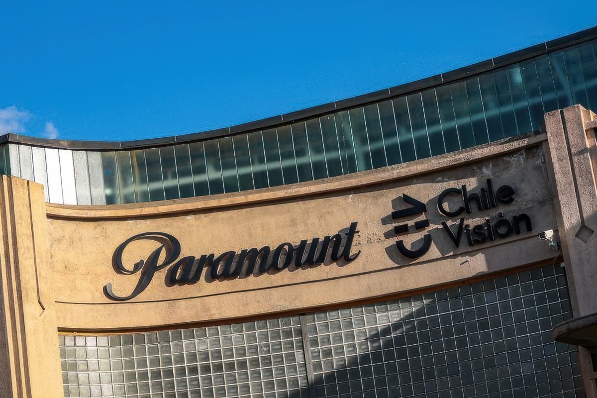 <p>Paramount acuerda venta de CHV a Jorge Carey, Tomás Yankelevich y Edgar Spielmann</p>