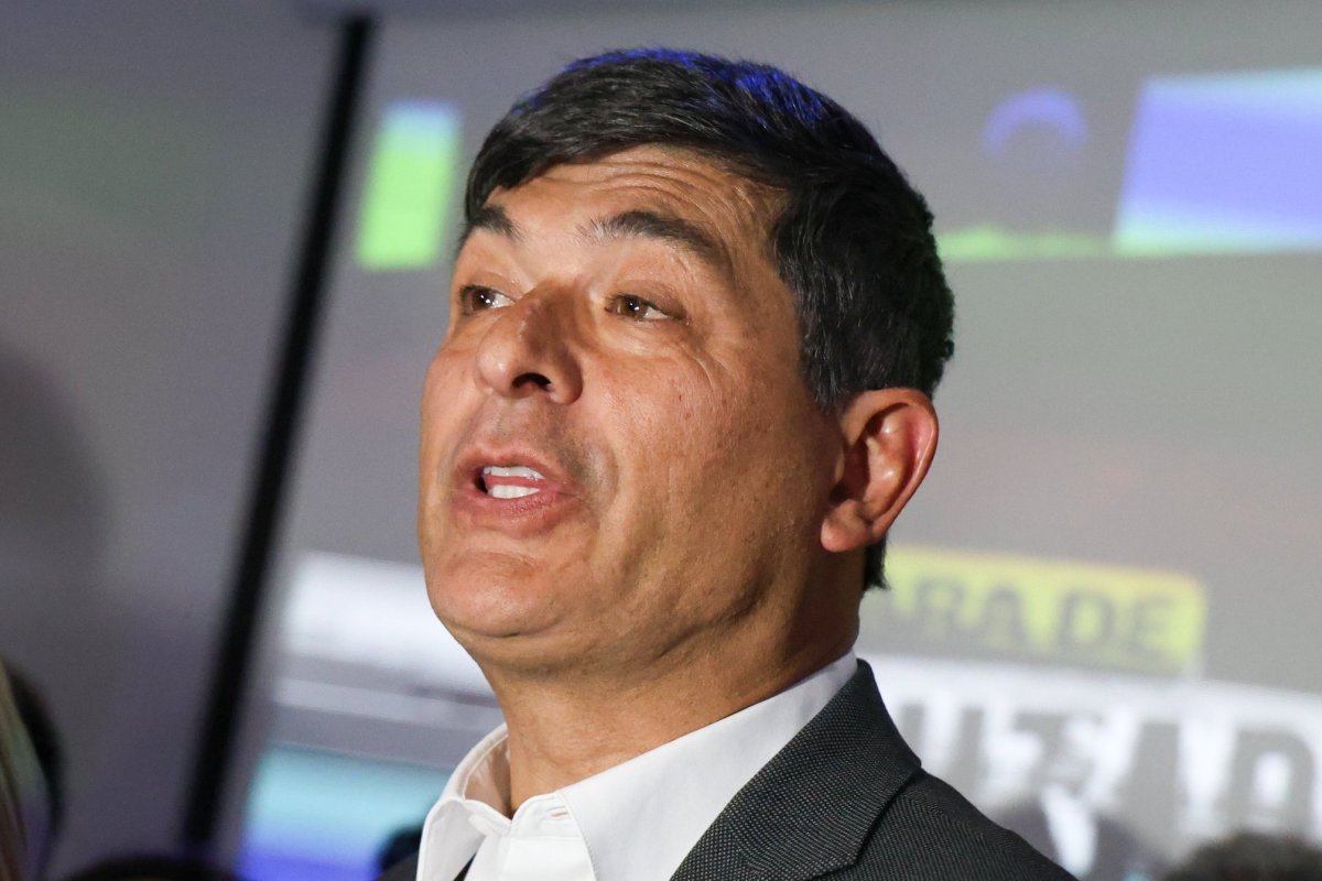 <p>Franco Parisi no entrega su respaldo a ninguno de los candidatos al balotaje y los desafía a "ganarse los votos"</p>
