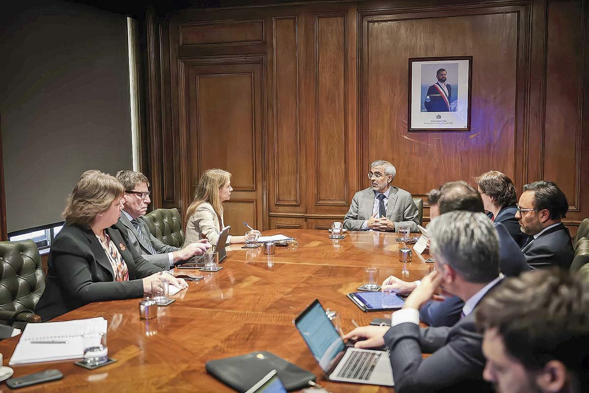 <p>La presidenta de la CPC, Susana Jiménez, encabezó este lunes una reunión con el ministro Cordero.</p>