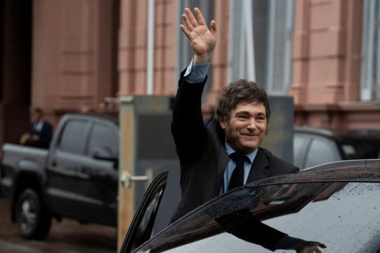 <p>Argentina logra nuevamente superávit fiscal y el Gobierno de Milei se acerca a la meta comprometida con el FMI</p>