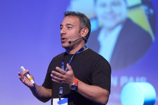 Cuéntame la Firme vuelve a tomarse uno de los escenarios de EtM Day 2025 para abordar el fracaso en el emprendimiento