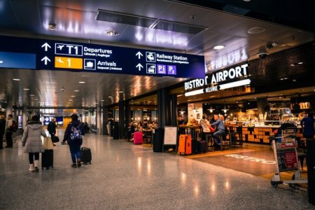 Tarifas y regulaciones: las amenazas que frenan la recuperación aérea en América Latina