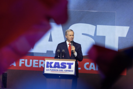 José Antonio Kast, candidato republicano a la presidencia de Chile, recibe llamado del libertario Javier Milei