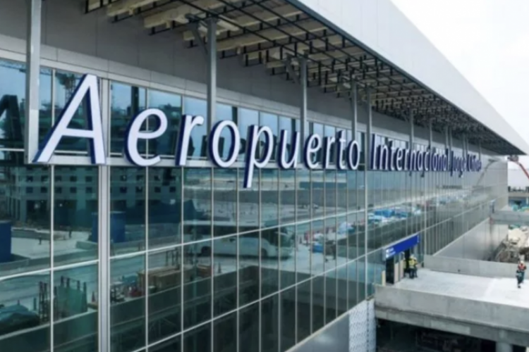 <p>¿Navidad en riesgo? Aeropuerto Jorge Chávez de Perú retrasa inicio de operaciones de una de las pistas hasta el 20 de diciembre</p>