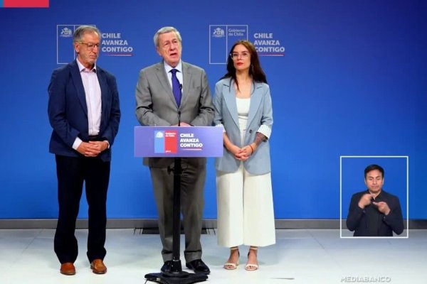 <p>Ahora en DF | Chile presenta nota de protesta por declaraciones de embajador de EEUU en contra de Boric: “Son inapropiadas y desafortunadas”</p>