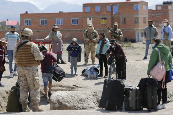 Por crisis migratoria en la frontera con Chile: Presidente peruano anuncia estado de emergencia en las provincias del sur del país