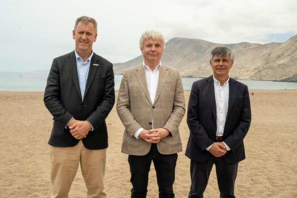 Entel sella alianza con Starlink y convierte a Chile en el quinto país en lanzar tecnología que conecta celulares con red satelital