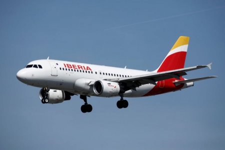 Autoridad aeronáutica de Venezuela pide a aerolíneas internacionales reanudar vuelos en 48 horas