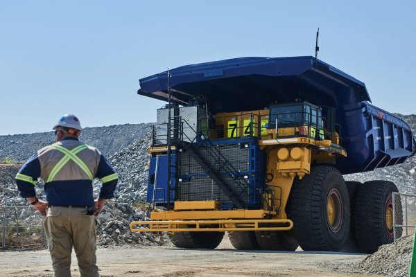 Así fueron los intensos tres días en que BHP intentó frustrar el mega acuerdo del cobre en que las minas de Chile juegan un papel clave