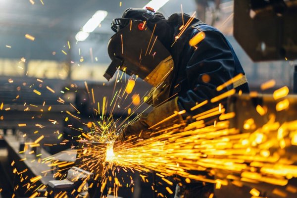 Sindicatos de EDYCE salen en apoyo de la metalúrgica y apuntan sus críticas contra el Gobierno y las autoridades regionales