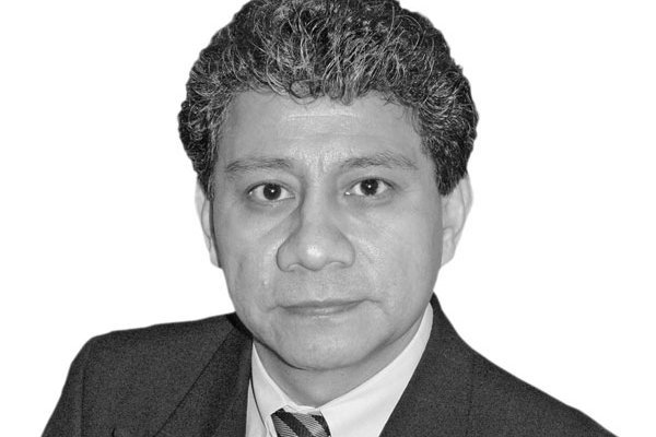Economía en descenso, pero con exceso de demanda