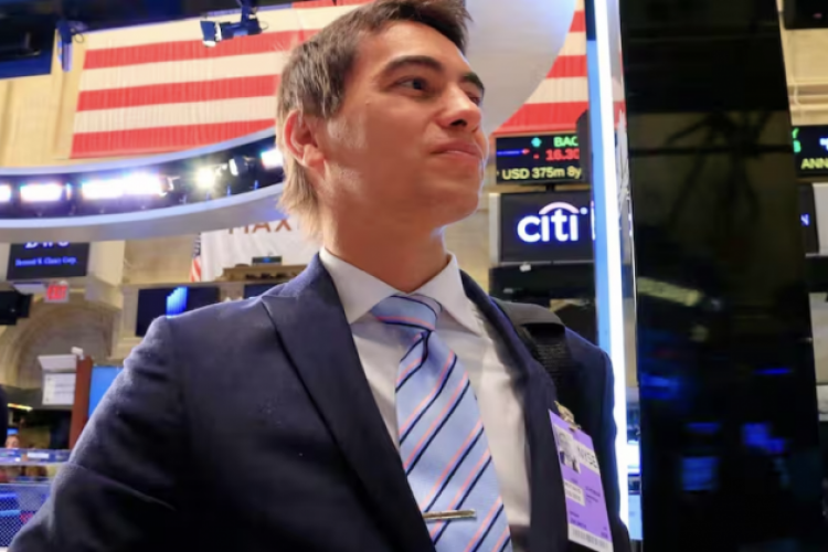 <p>Iván Scherman, campeón mundial del trading, advierte una posible correción de los mercados bursátiles</p>