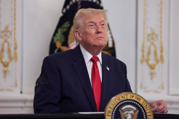 Trump anuncia una "pausa permanente" en la migración a EEUU proveniente de "países del tercer mundo"