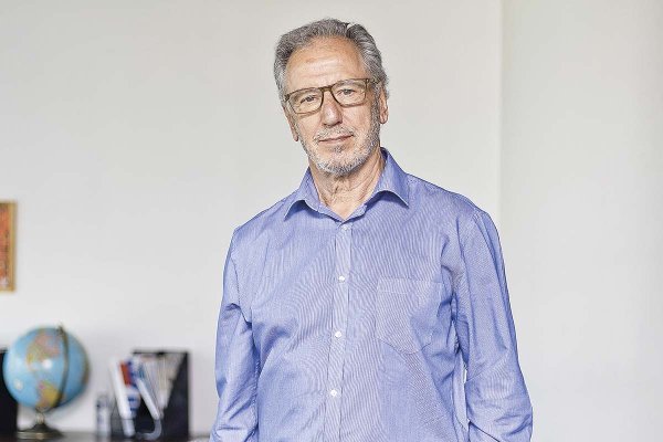 Biministro García afirma que este Gobierno definirá eventual caducidad de la concesión de Enel