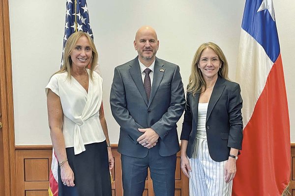 Tras nota de protesta, embajador de EEUU busca aclarar sus dichos