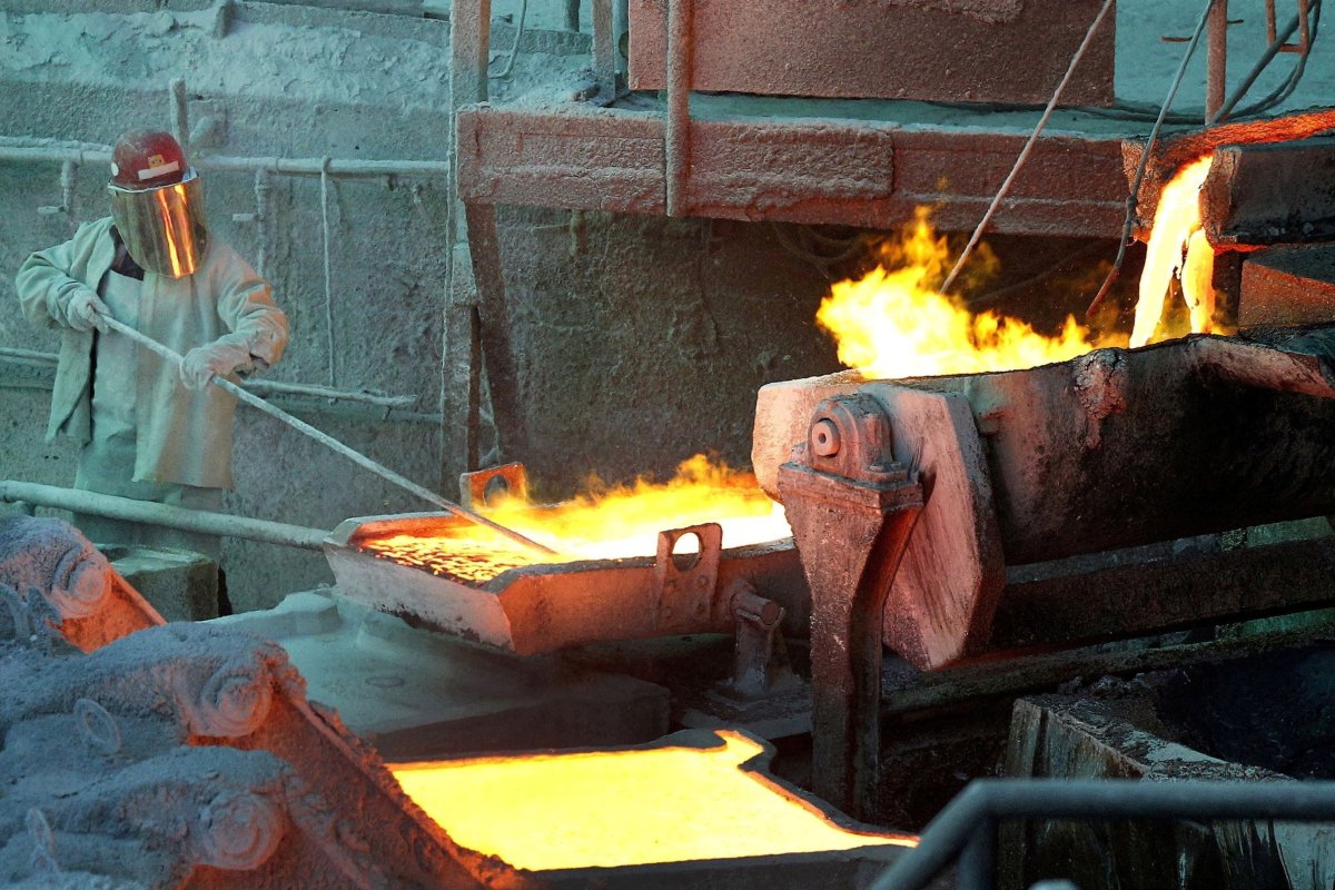 <p>El precio del cobre marca un nuevo récord en la Bolsa de Metales de Londres por un aumento en las órdenes desde Asia</p>