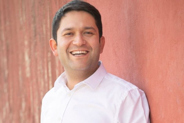 César Valenzuela (PS): “Es bien importante que la ciudadanía no haya entregado a nadie la posibilidad de pasar la aplanadora (en el Congreso)"