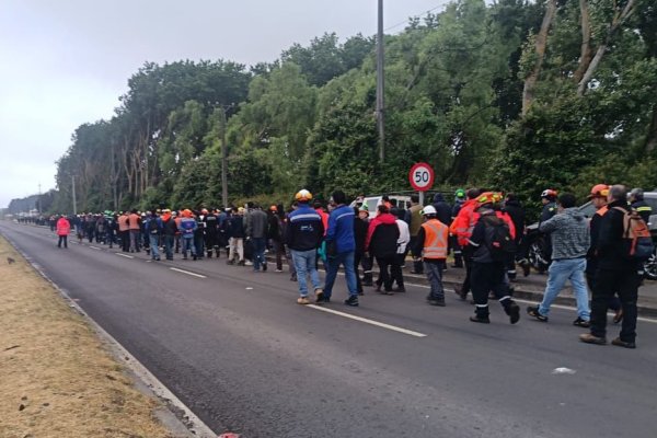 Trabajadores de ENAP debieron evacuar las instalaciones tras falla en unidad de cracking de la Refinería Bío Bío