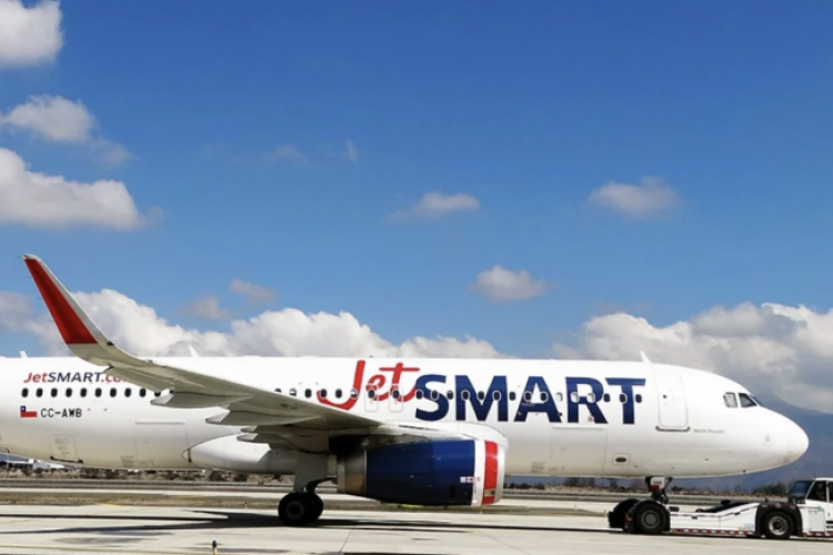 <p>JetSmart inició operación de vuelos internacionales desde las ciudades colombianas de Cali y Medellín hacia Punta Cana</p>