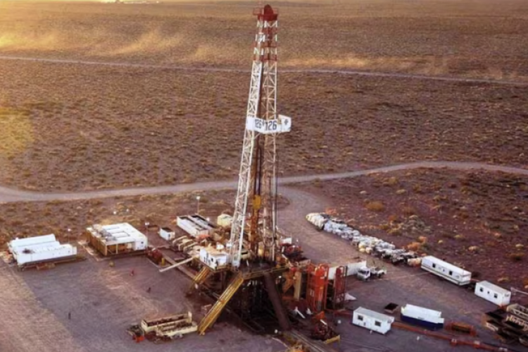 <p>“Casting” en Vaca Muerta: YPF busca el reemplazo de Shell y activa a JP Morgan para el proyecto Gas Natural Licuado</p>