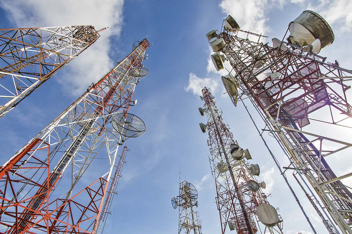 <p>Telecomunicaciones en 2026 estará marcada por IA, explosión de tráfico, inversión y venta de Telefónica</p>