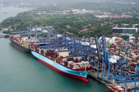 China dice que está "seriamente insatisfecha" por demolición de un monumento en Panamá